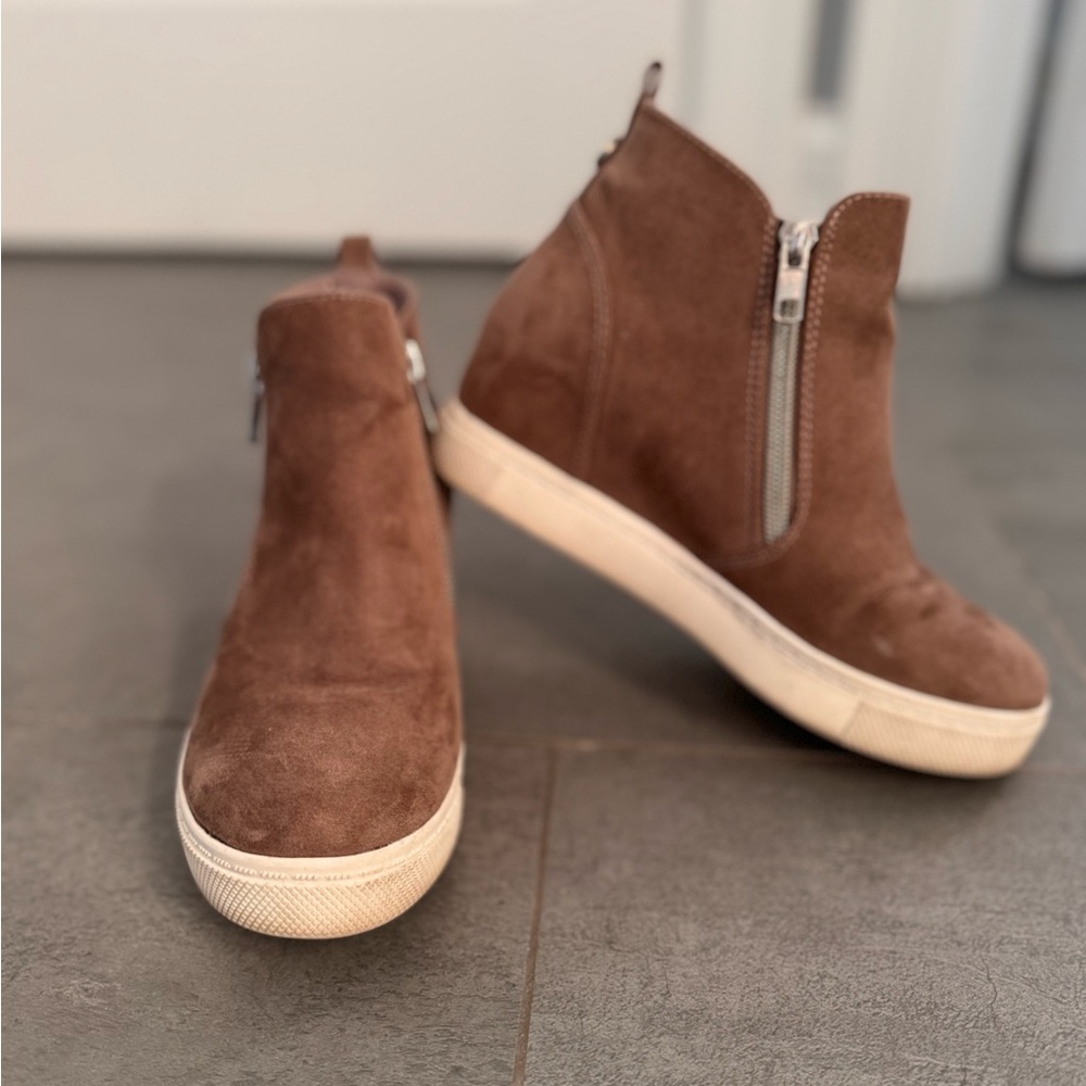Steve Madden Stylish Brown Suede Wedge Sneakers